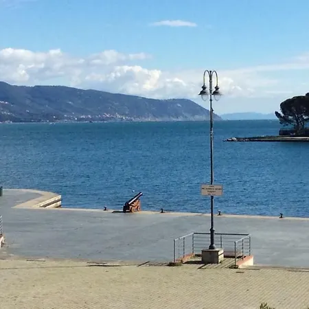 Stella Di Mare * La Spezia